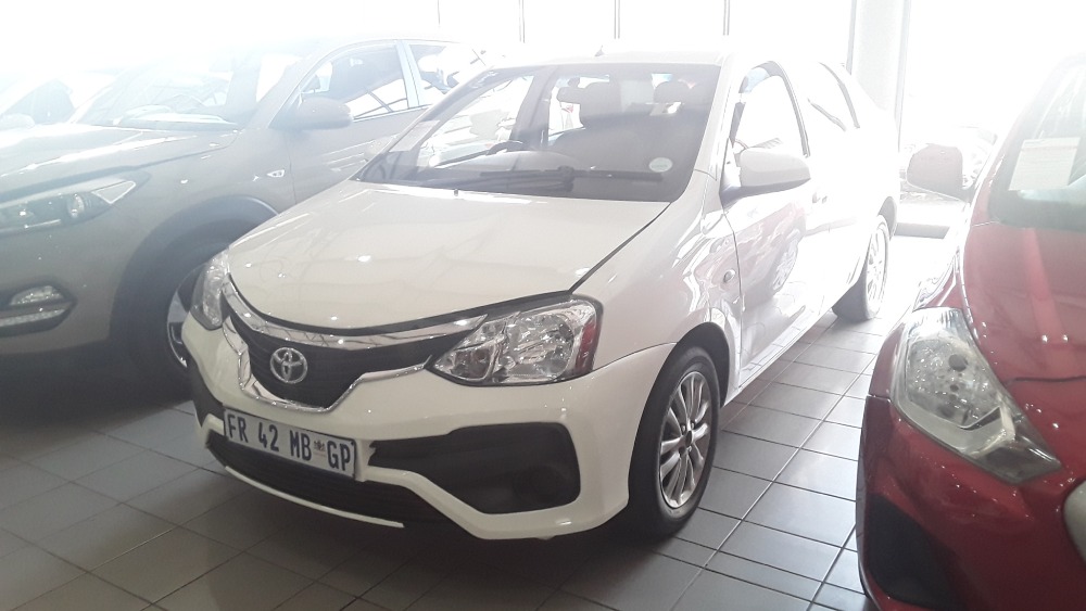 TOYOTA ETIOS 1.5 Xs/SPRINT