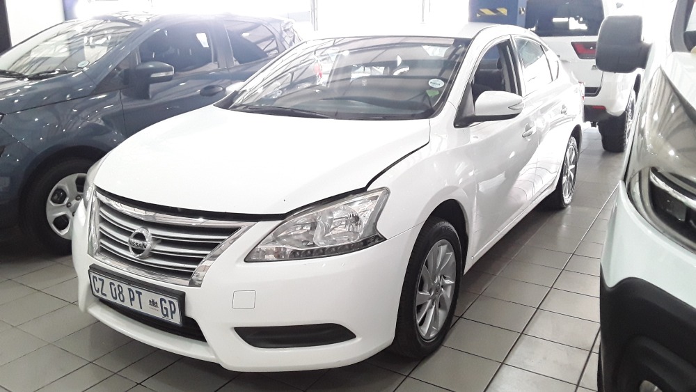 NISSAN SENTRA 1.6 ACENTA