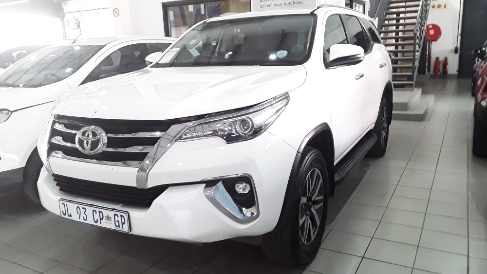 FORTUNER 2.8GD-6 R/B A/T
