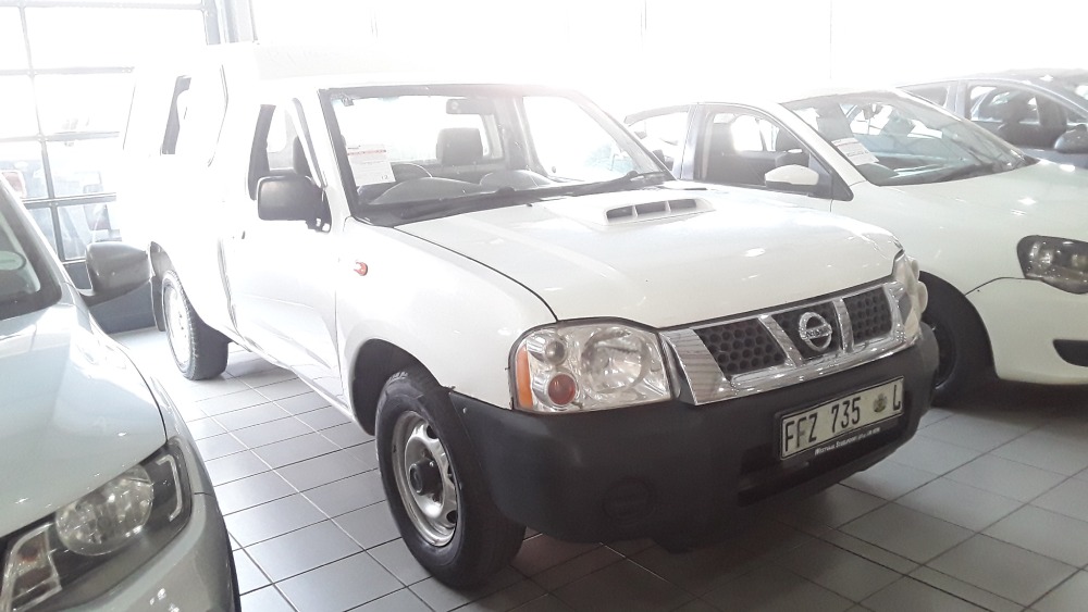 NISSAN HARDBODY NP300 2.5 TDi LWB P/U S/C