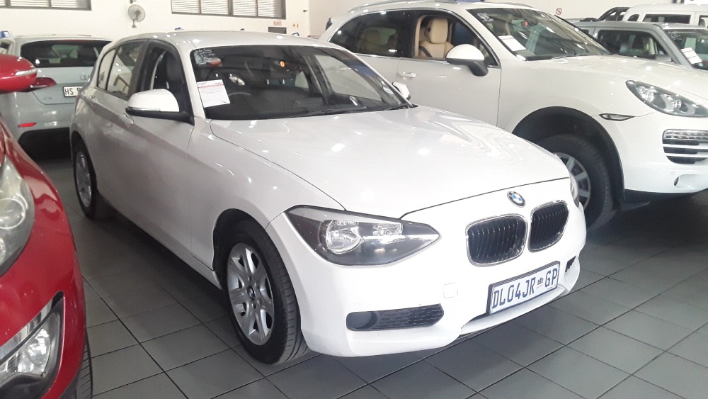 BMW 118i 5DR (F20)