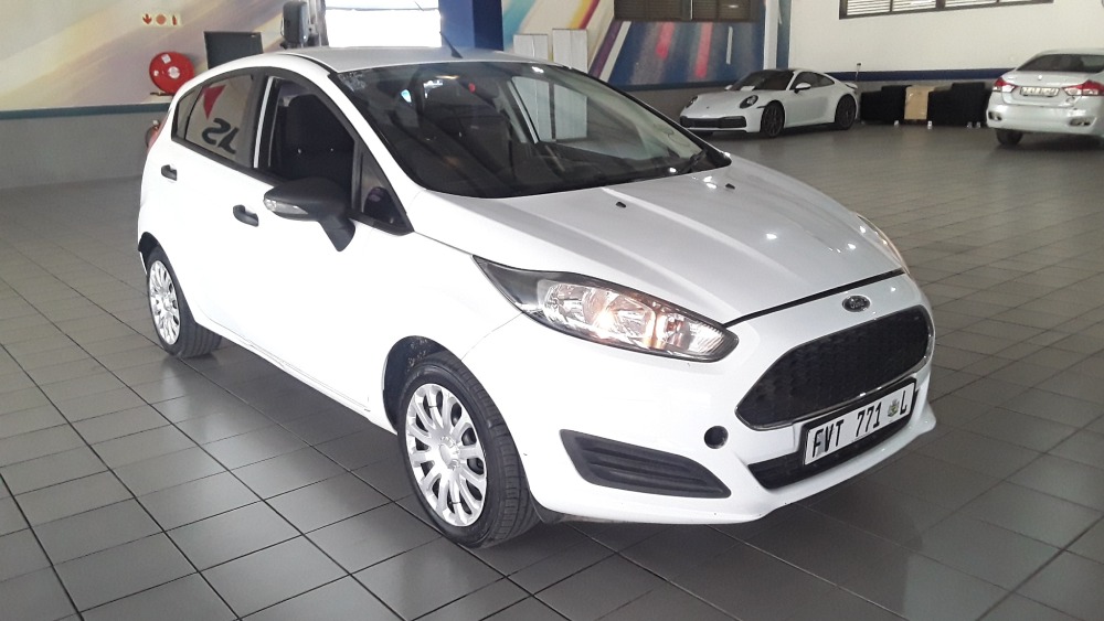 FORD FIESTA 1.0 ECOBOOST AMBIENTE 5DR