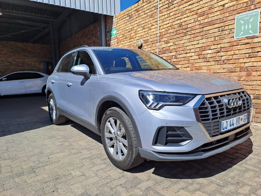 Audi Q3 1.4T S-tronic (35TFSi)
