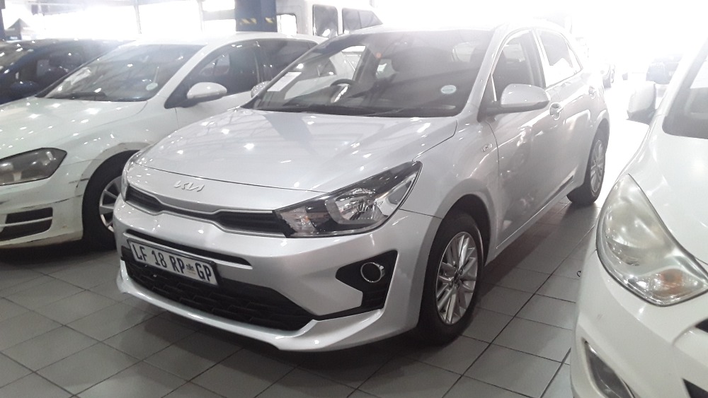 KIA RIO 1.4 LS 5DR