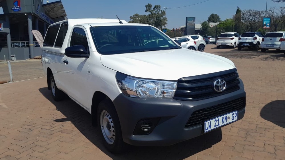 Toyota Hilux 2.0 VVTi Aircon Single Cab