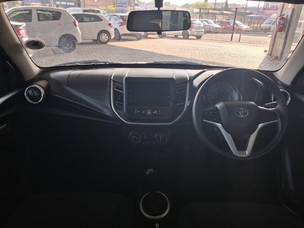 2024 VITZ 1.0 XR