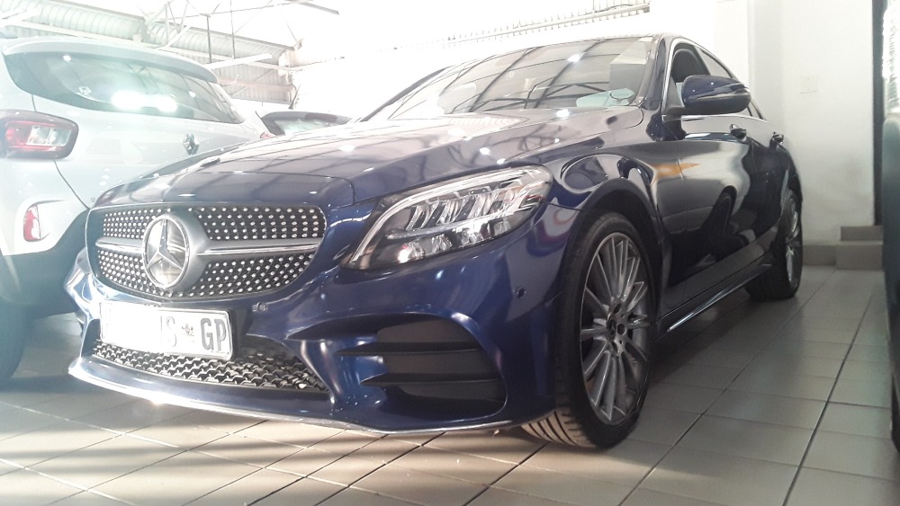 MERCEDES-BENZ C180 AMG LINE A/T