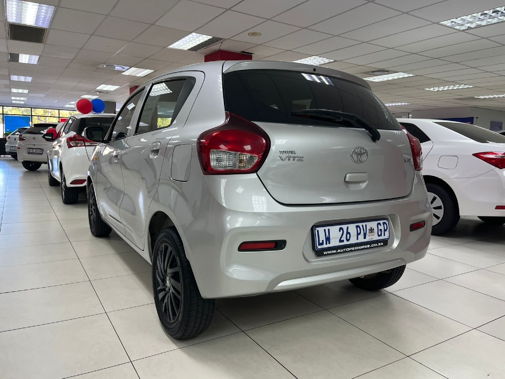2024 VITZ 1.0 XR