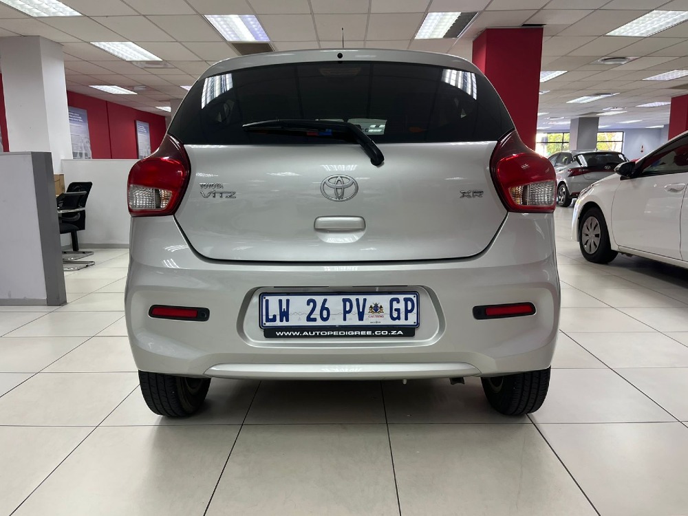 2024 VITZ 1.0 XR