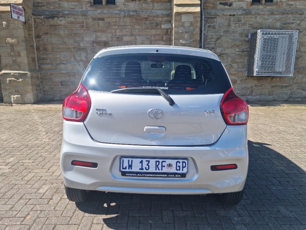 2024 VITZ 1.0 XR