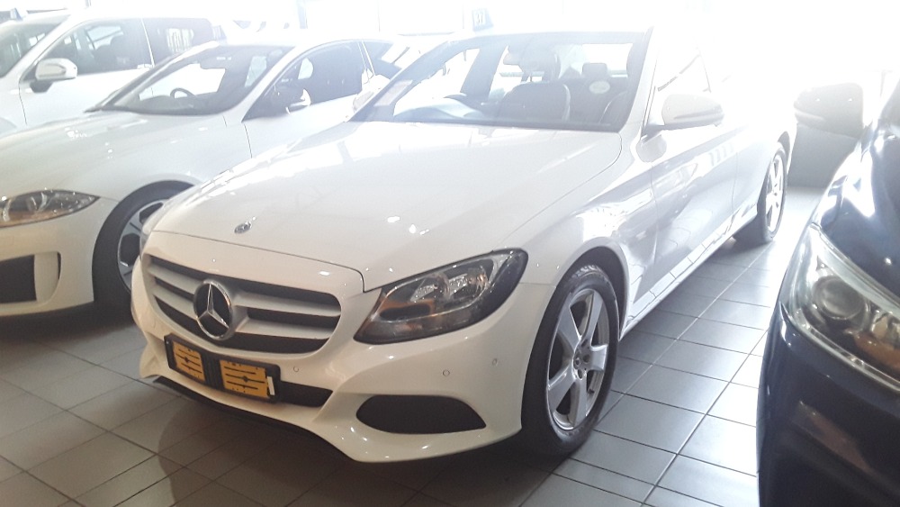 MERCEDES-BENZ C180 A/T