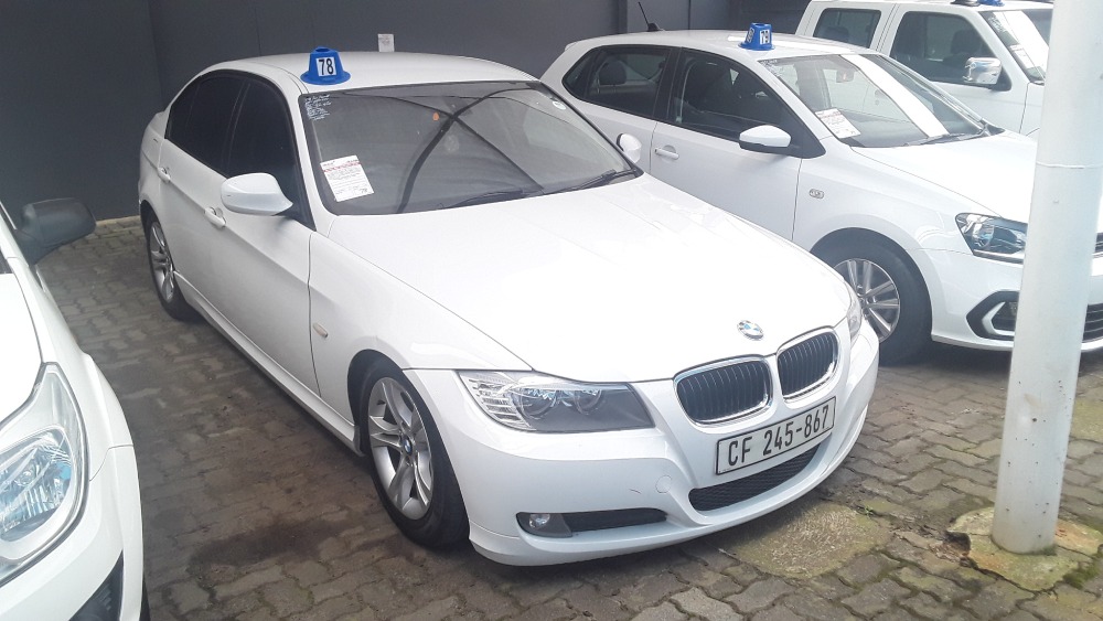 BMW 320d (E90)