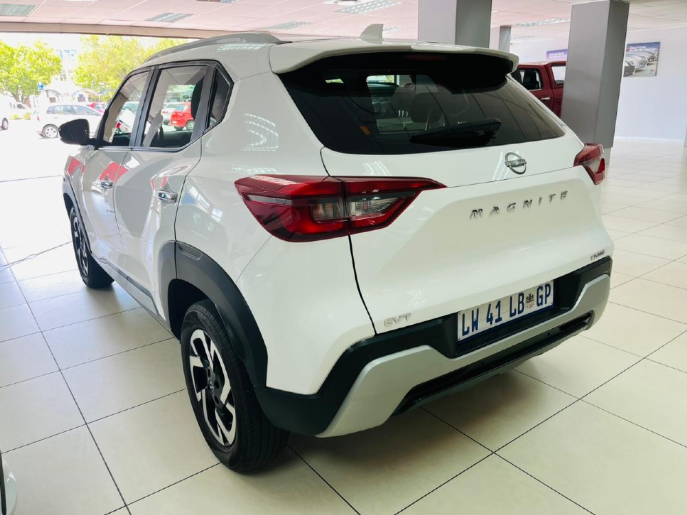 2024 MAGNITE 1.0T ACENTA CVT