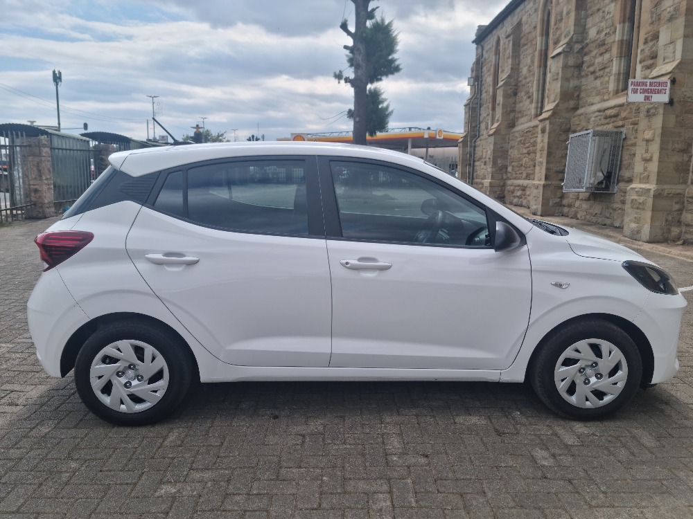 2024 GRAND i10 1.0 MOTION/PREMIUM