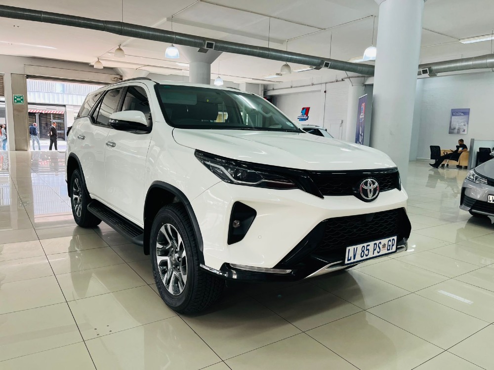2024 FORTUNER 2.4GD-6 R/B A/T