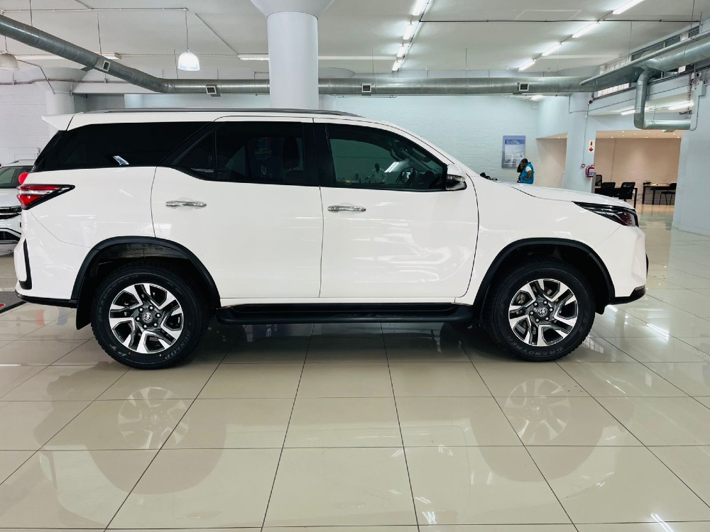 2024 FORTUNER 2.4GD-6 R/B A/T