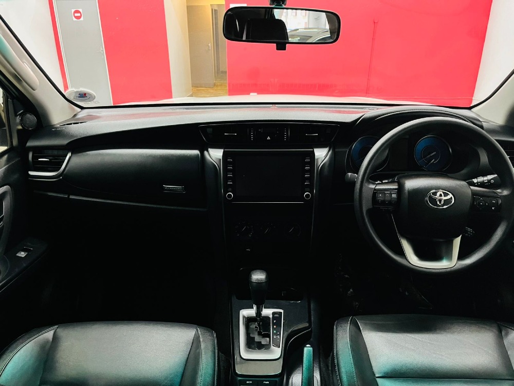 2024 FORTUNER 2.4GD-6 R/B A/T