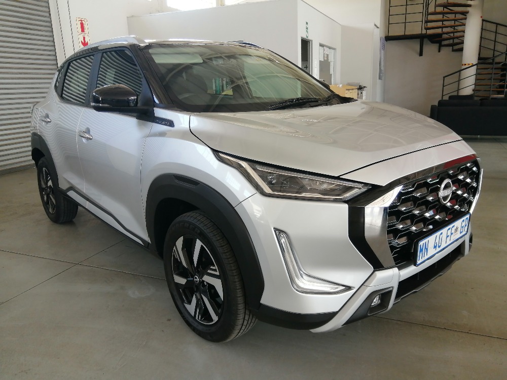 2025 MAGNITE 1.0 ACENTA AMT