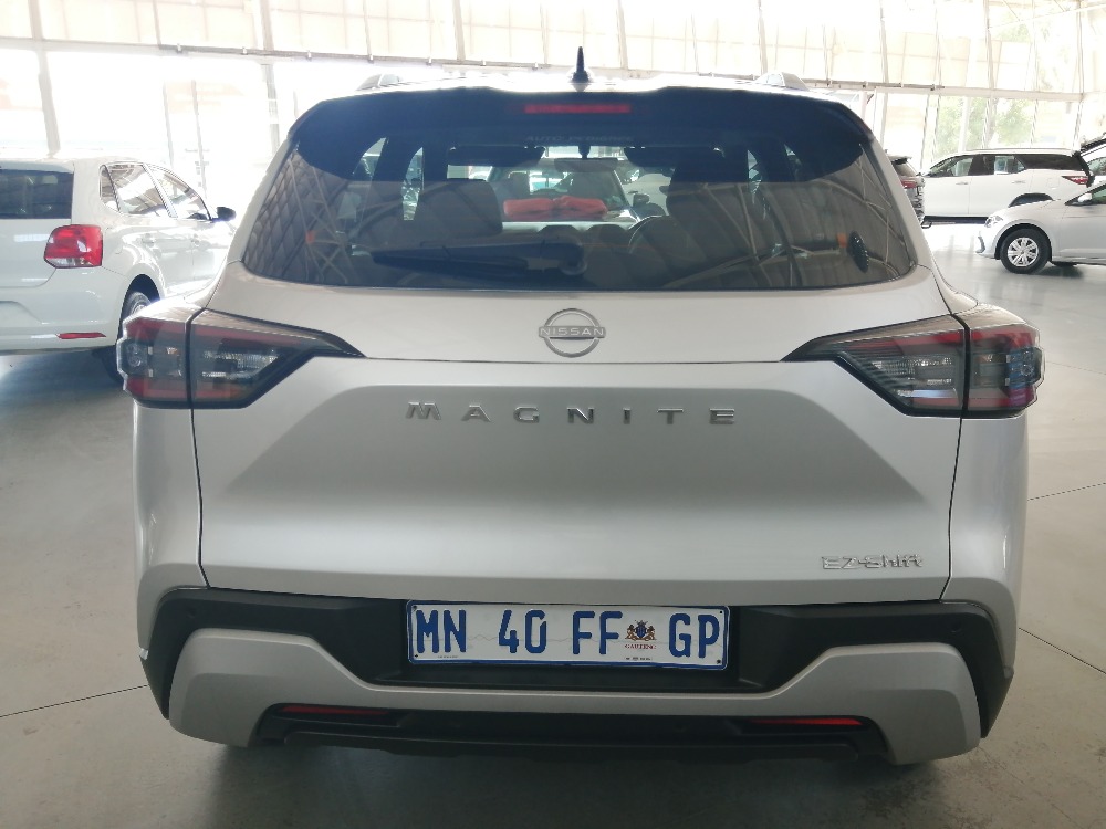 2025 MAGNITE 1.0 ACENTA AMT