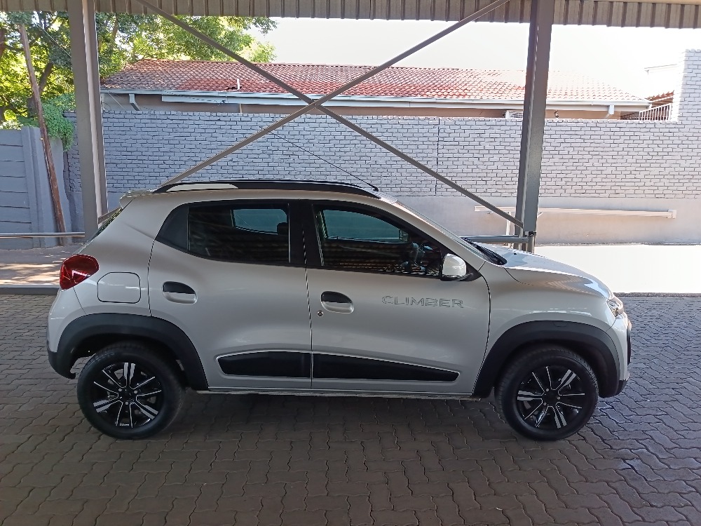 2024 KWID 1.0 CLIMBER 5DR
