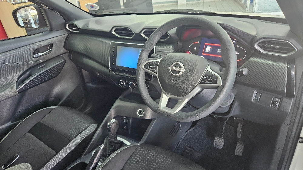 2025 MAGNITE 1.0 ACENTA AMT