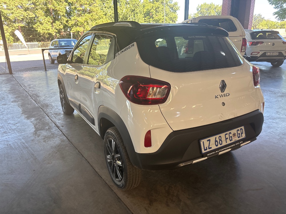 2024 KWID 1.0 CLIMBER 5DR