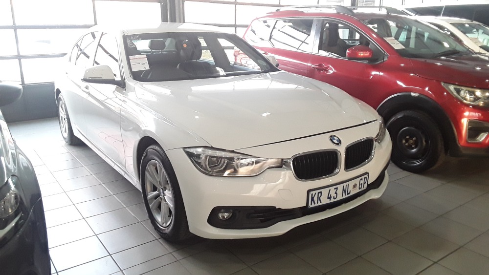 BMW 320i A/T (F30)