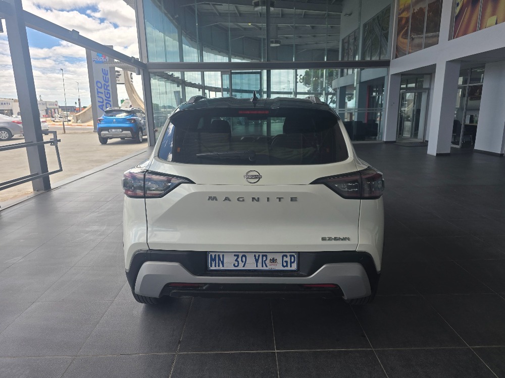 2025 MAGNITE 1.0 ACENTA AMT