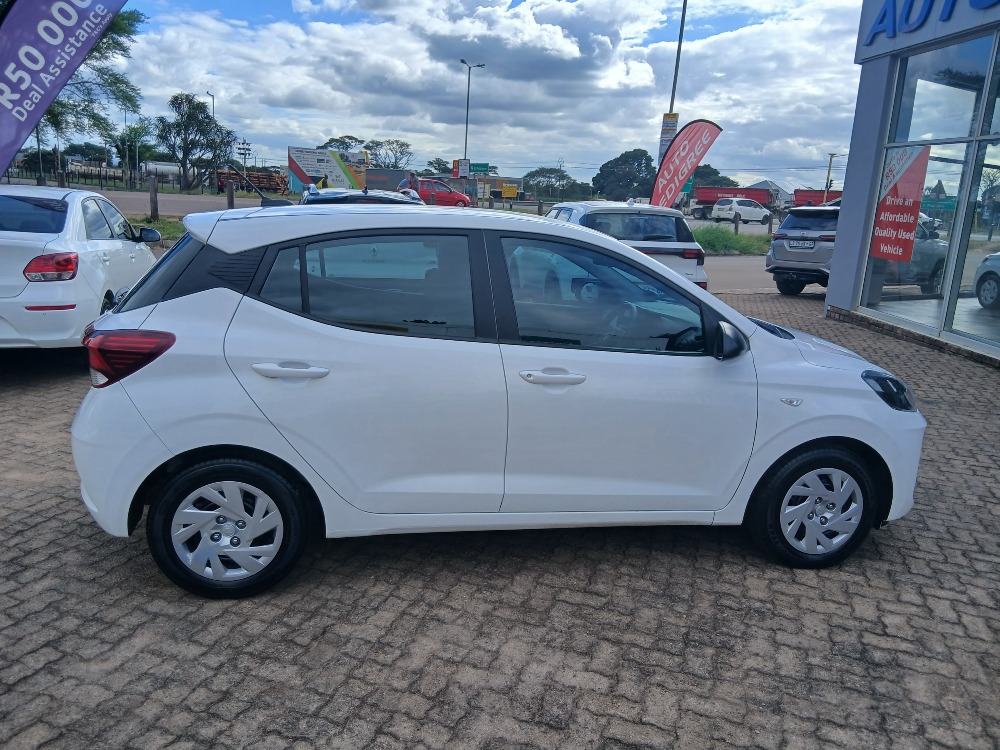 2024 GRAND i10 1.0 MOTION/PREMIUM