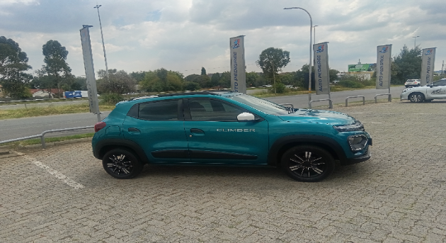 2024 KWID 1.0 CLIMBER 5DR AMT