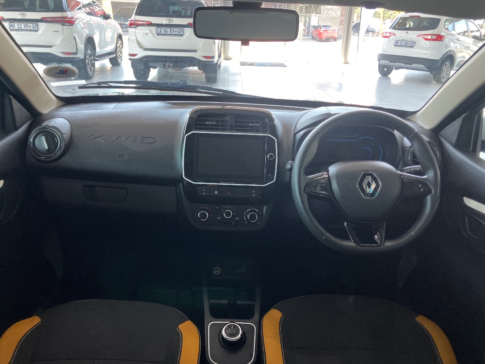 2024 KWID 1.0 CLIMBER 5DR AMT