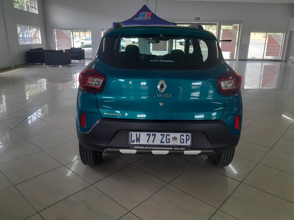 2024 KWID 1.0 CLIMBER 5DR AMT