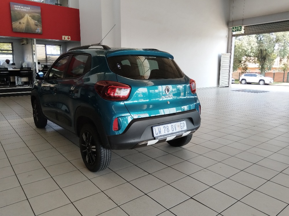 2024 KWID 1.0 CLIMBER 5DR AMT