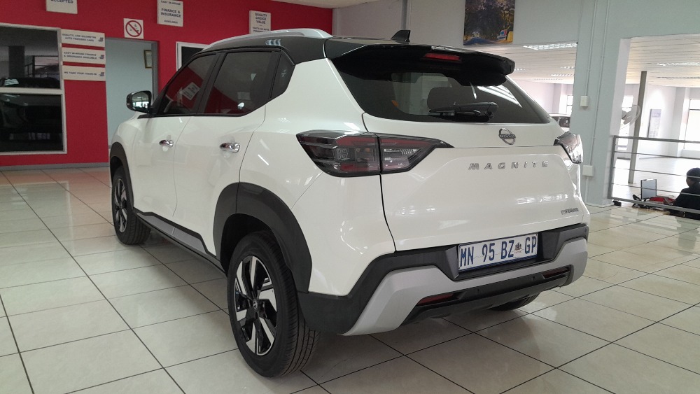 2025 MAGNITE 1.0 ACENTA AMT