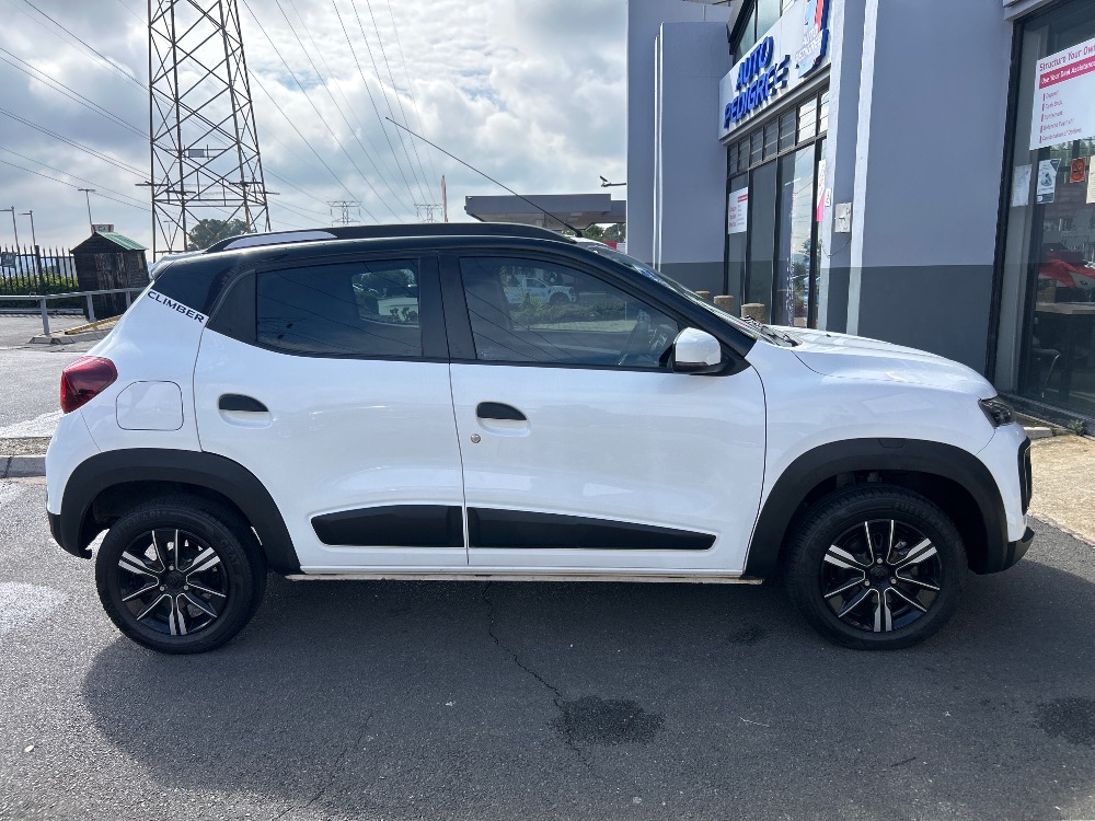 2024 KWID 1.0 CLIMBER 5DR AMT