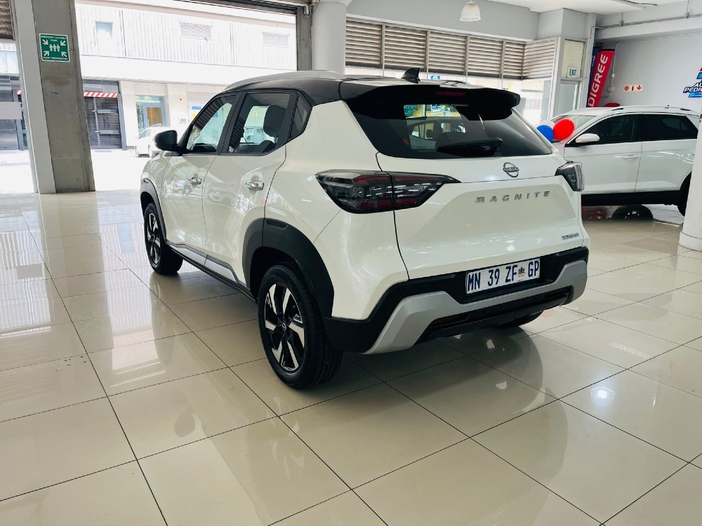 2025 MAGNITE 1.0 ACENTA AMT