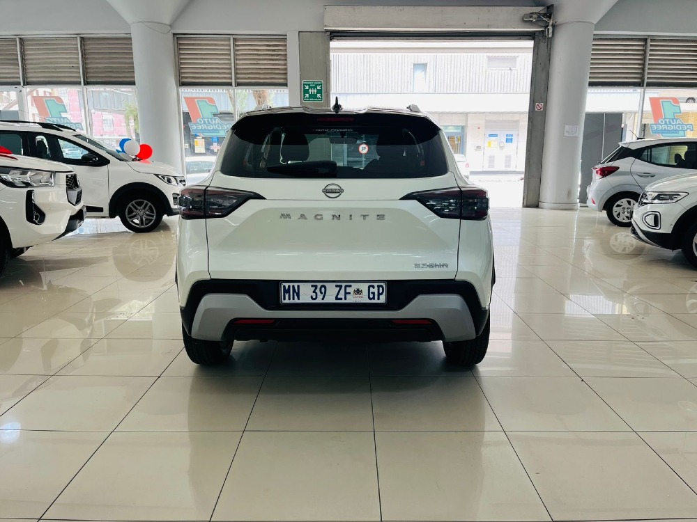 2025 MAGNITE 1.0 ACENTA AMT