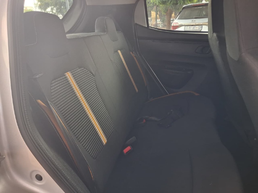 2024 KWID 1.0 CLIMBER 5DR