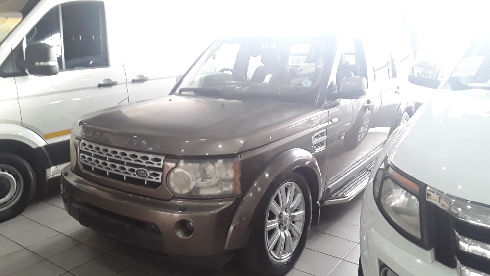LAND ROVER 4