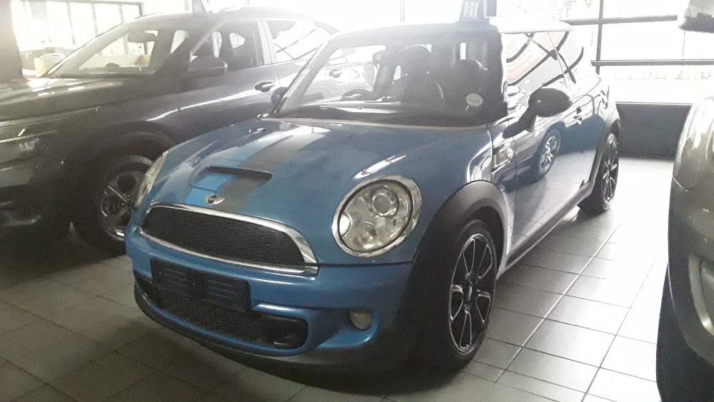 MINI 