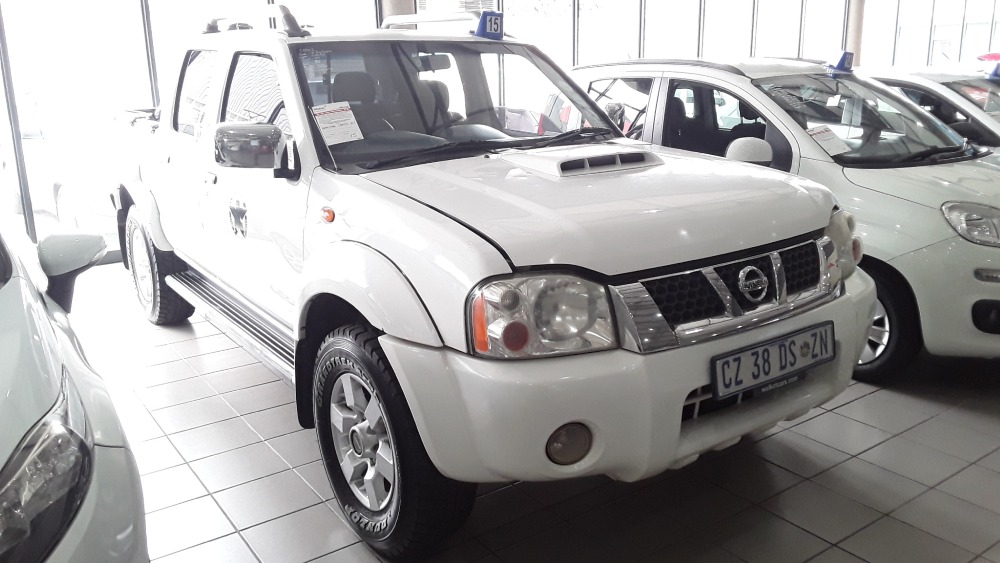 NISSAN HARDBODY NP300 2.5 TDi 4X4 P/U D/C