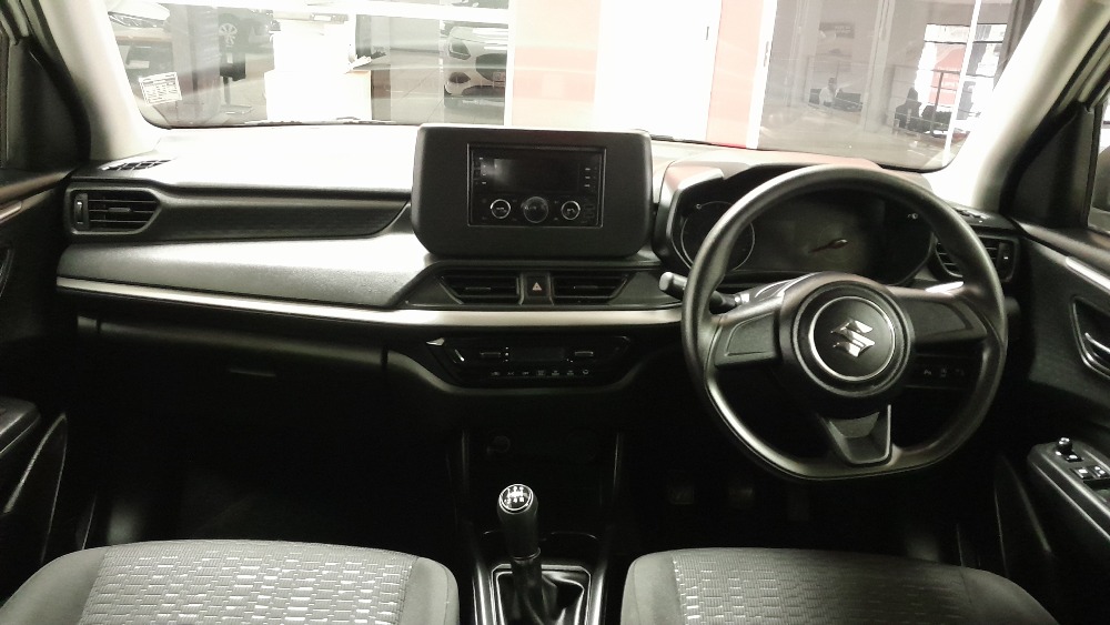 2025 SWIFT 1.2 GL