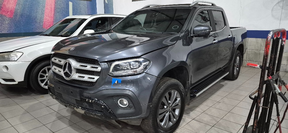 MERCEDES-BENZ X250d 4X4 PROGRESSIVE