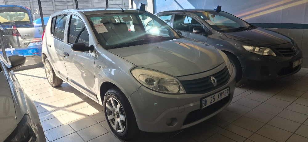 RENAULT 1.6
